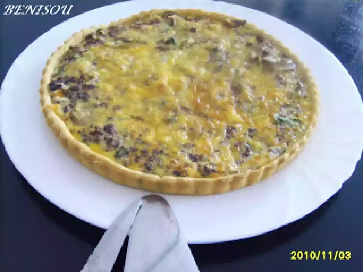 QUICHE A LA VIANDE HACHEE