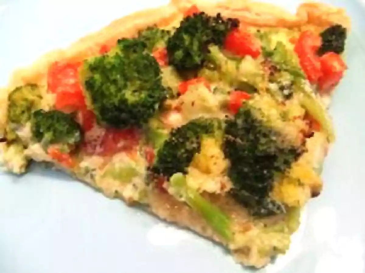 Quiche au brocolis, tomates et parmesan