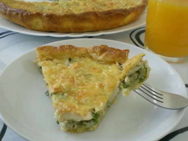 Quiche au Poulet Grillé et aux Épinards