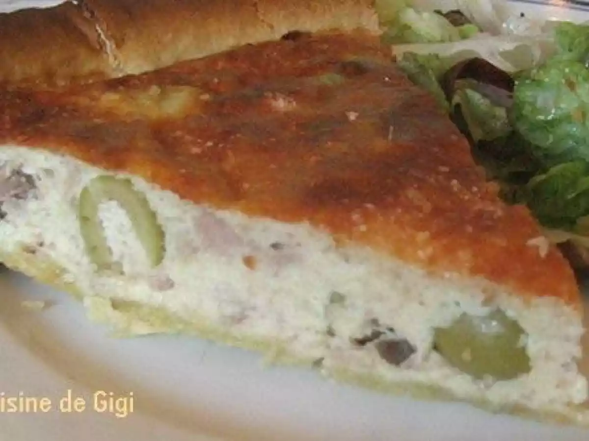 Quiche au thon, olives & câpres