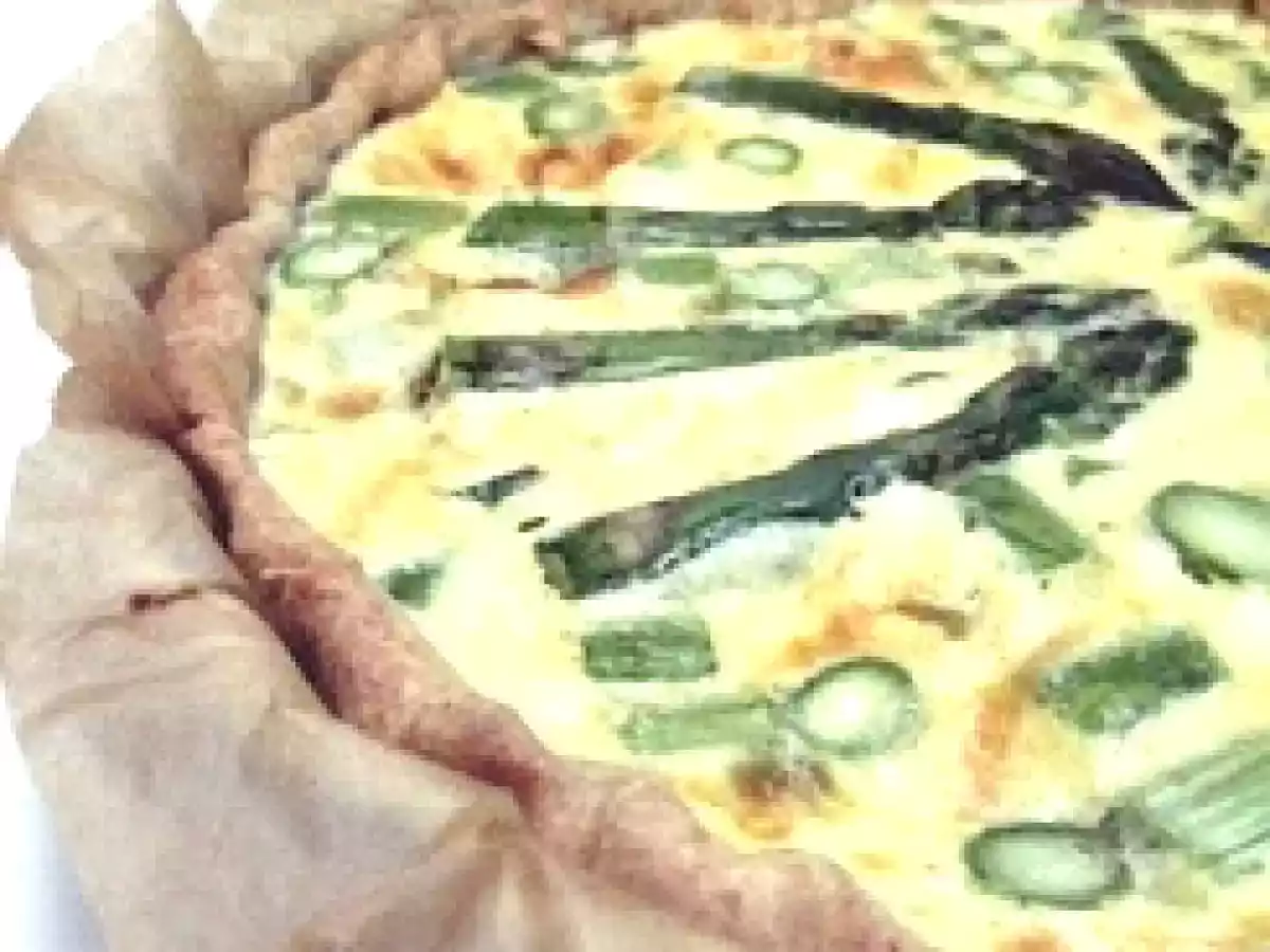 Quiche aux asperges vertes et au morbier