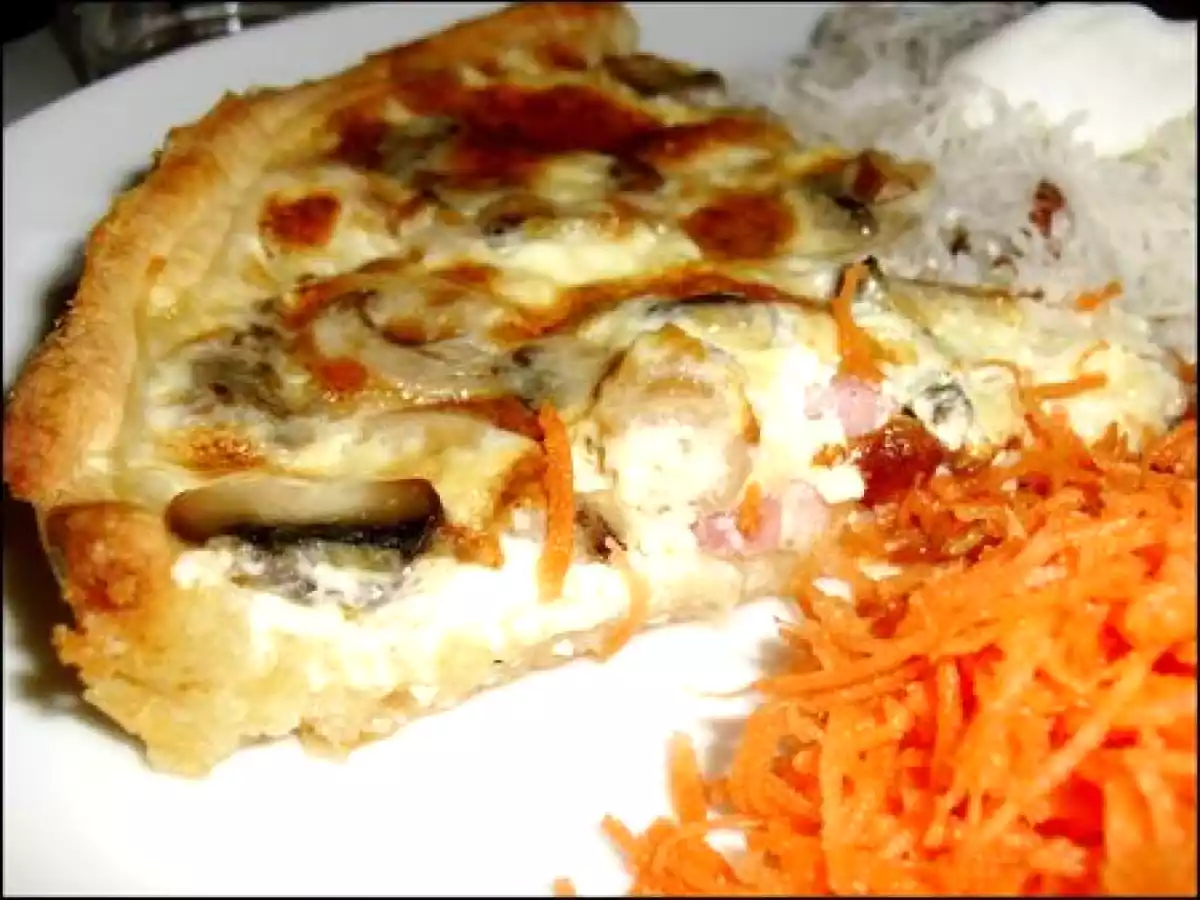 Quiche aux champignons, lardons et mozzarella - photo 2