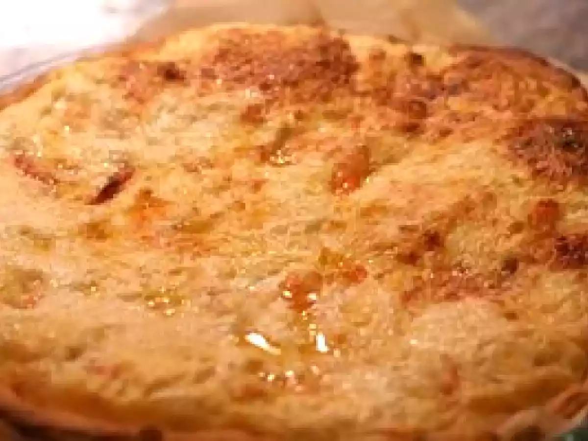 Quiche aux crevettes gingembre tomates confites.