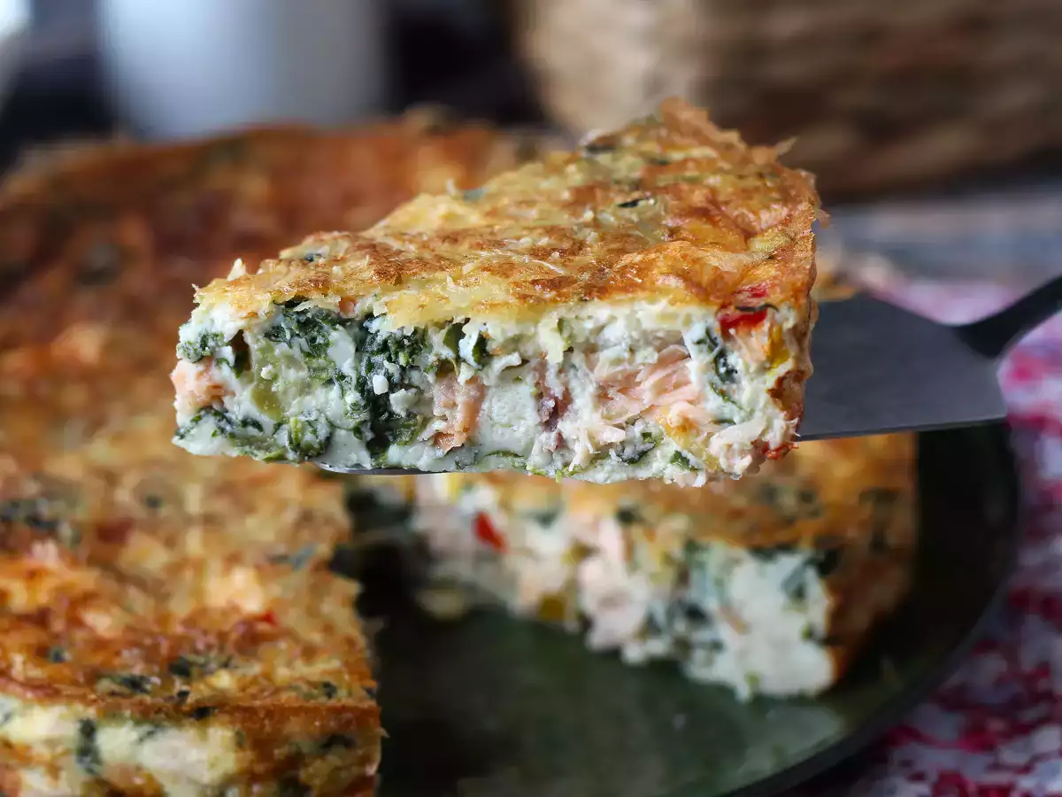 Quiche sans pâte au saumon, épinards et cottage cheese