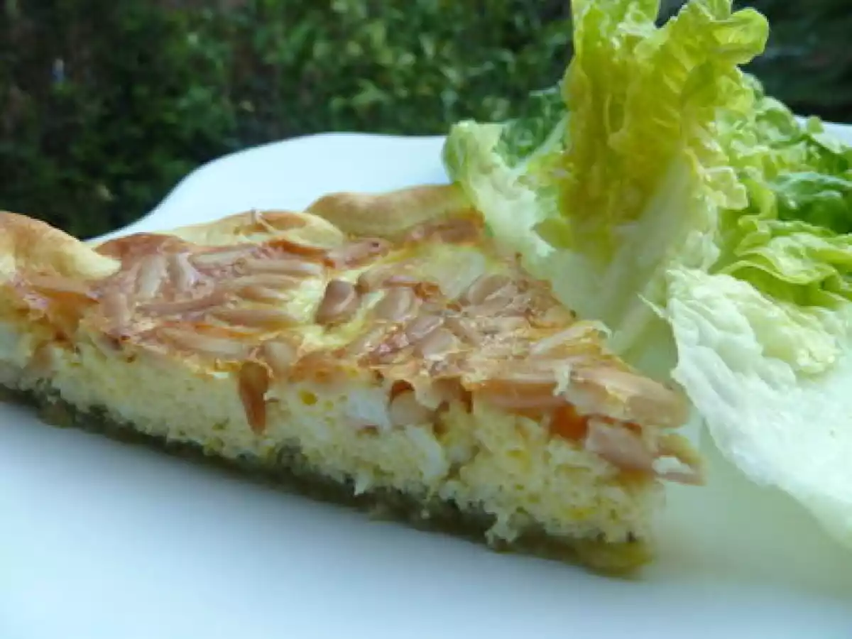Quiche saumon, pignons et pesto