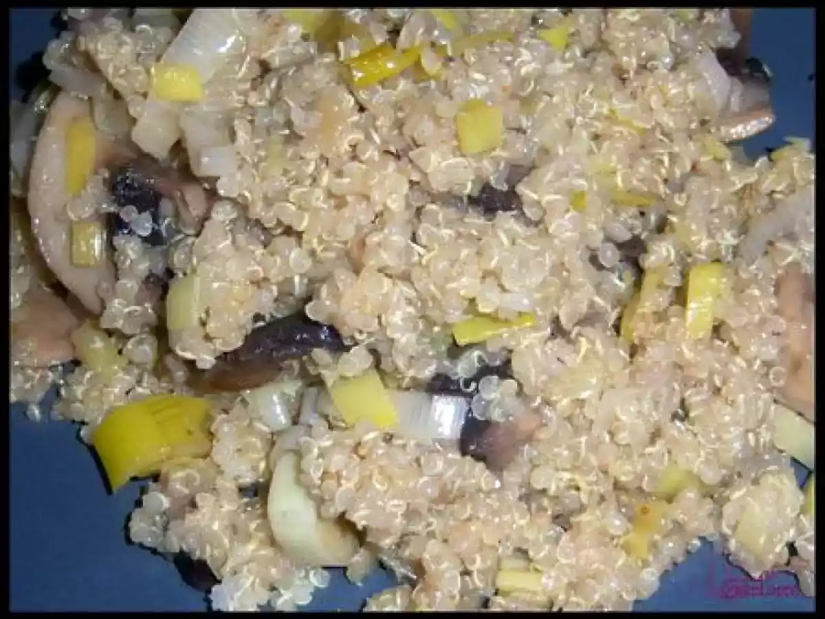 Quinoa aux poireaux et aux champignons