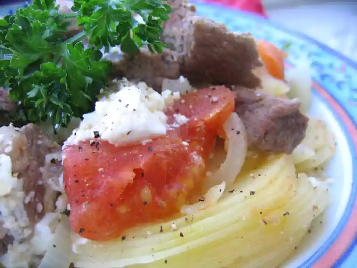 Ragoût d'agneau à la tomate & aux dés de feta