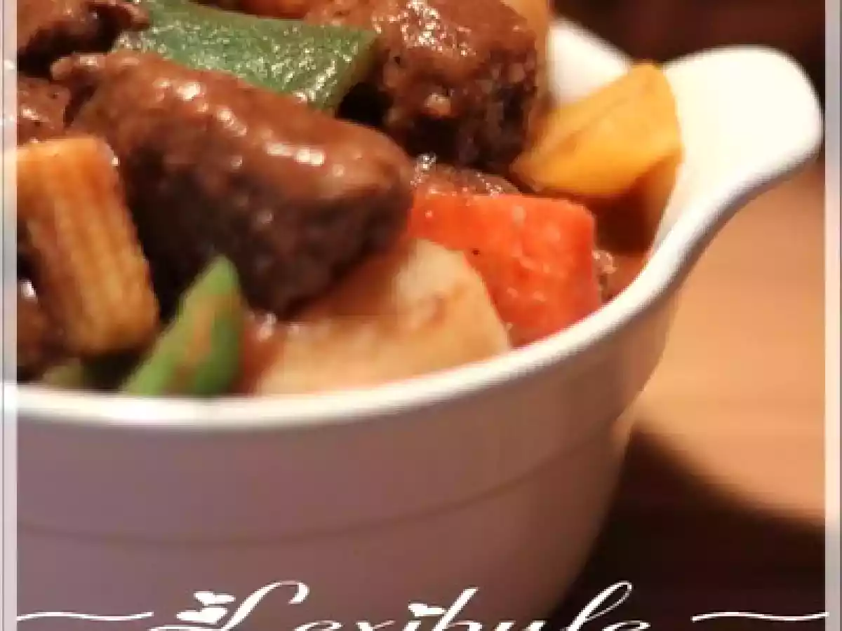 Ragoût de boeuf aux légumes, cuit au four