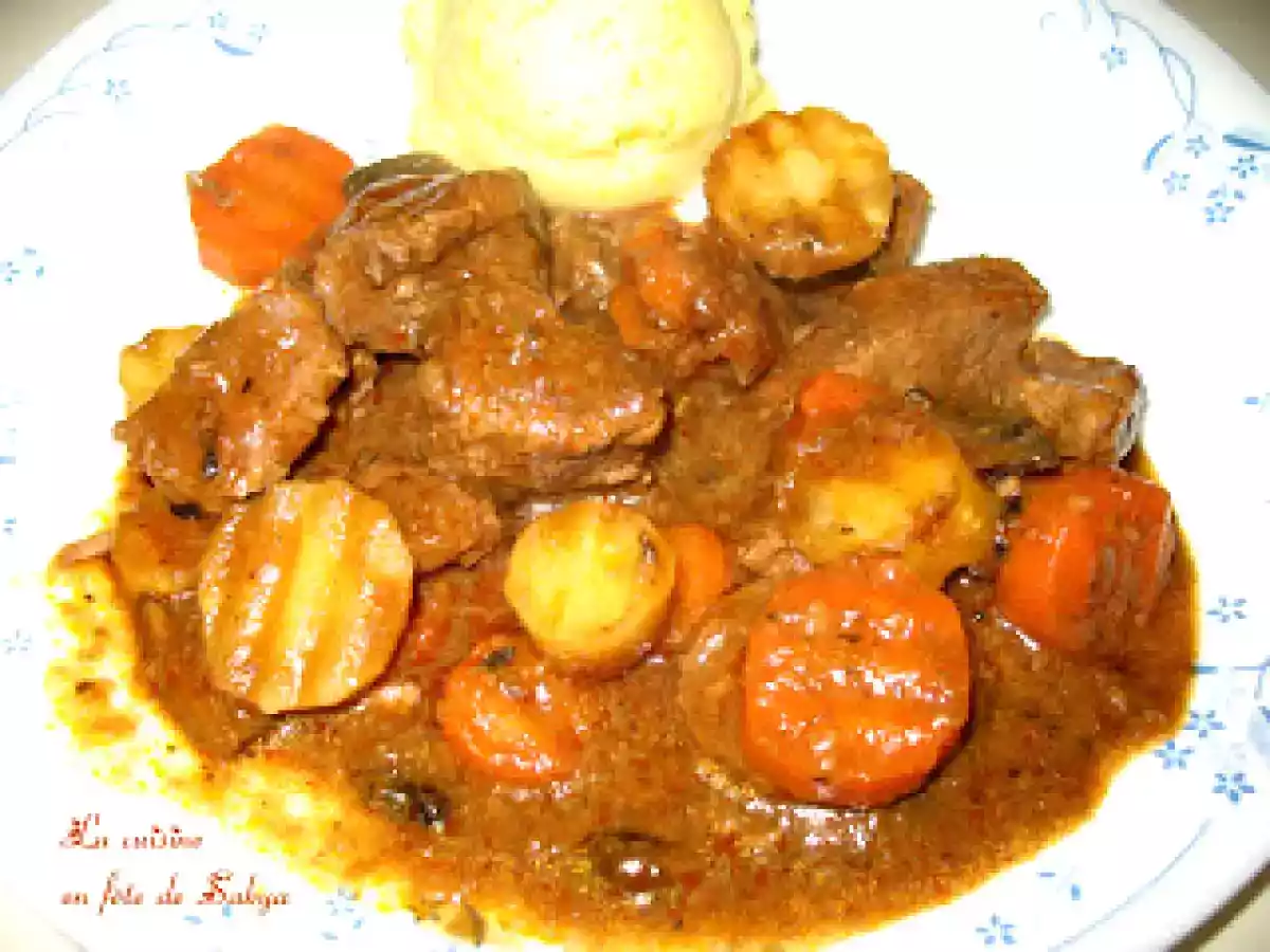 Ragoût de Veau Aux Légumes et à la Bière Du Bistro