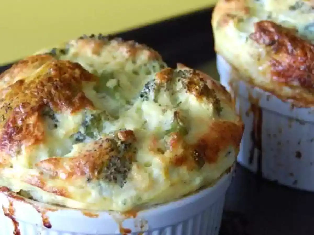 Ramequins aux oeufs et au brocoli, sans gluten, pour le souper du vendredi