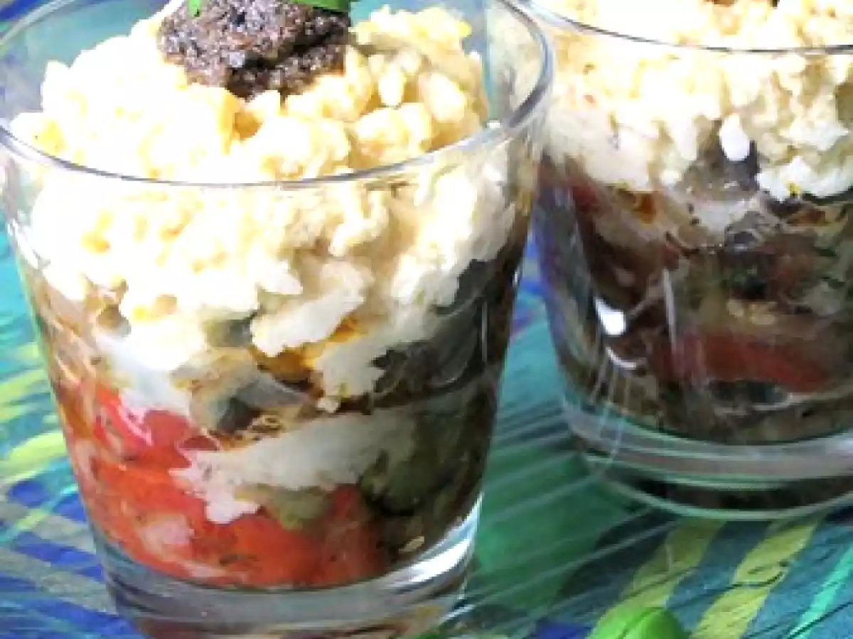 RATATOUILLE AUX OEUFS BROUILLES ET TAPENADE