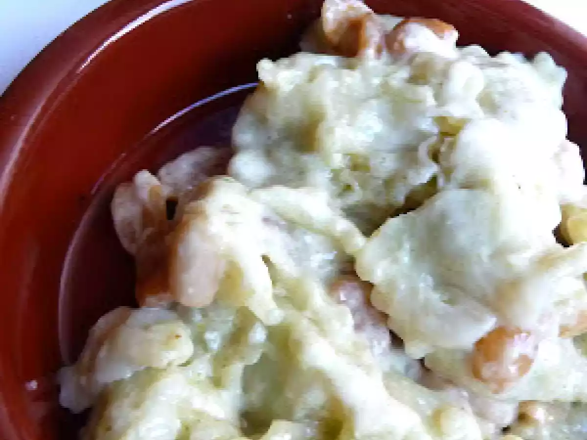 Ravioles au lait de coco et cacahuètes