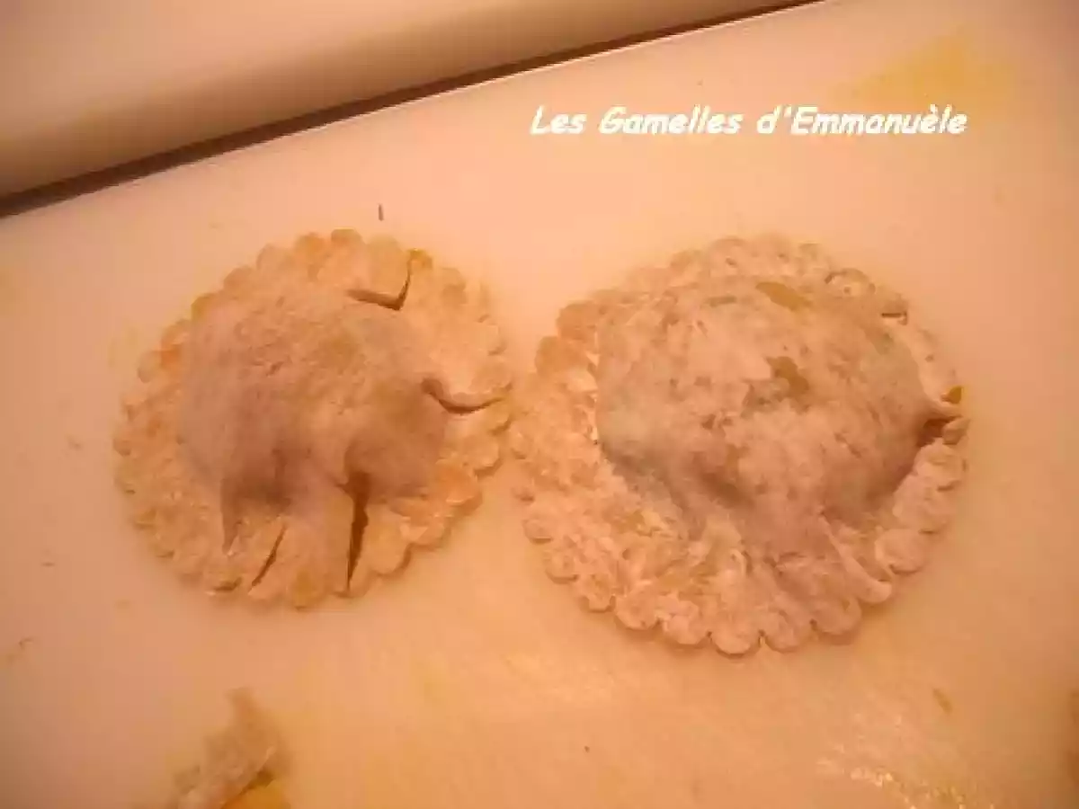 Ravioles de Saint-Jacques, crème de roquette au poivre long d'Indonésie - photo 2