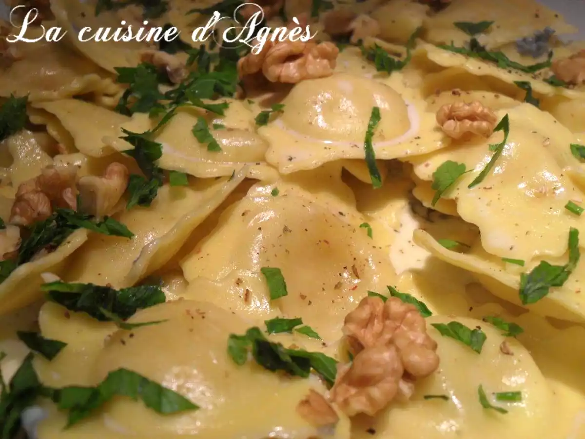ravioli aux 4 fromages crème au st agur et aux noix