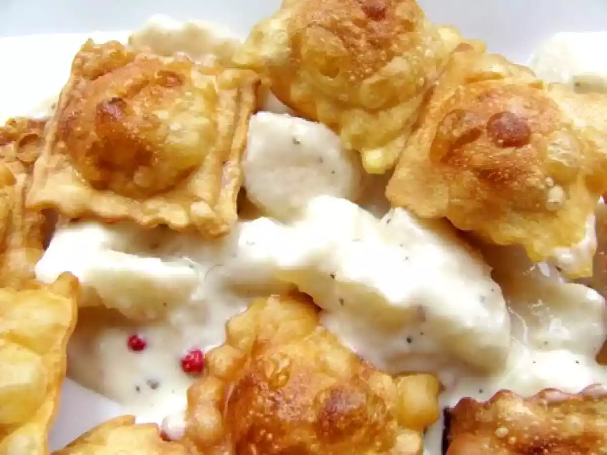 Ravioli croustillants aux 4 fromages, sauce crémeuse aux poires, ...