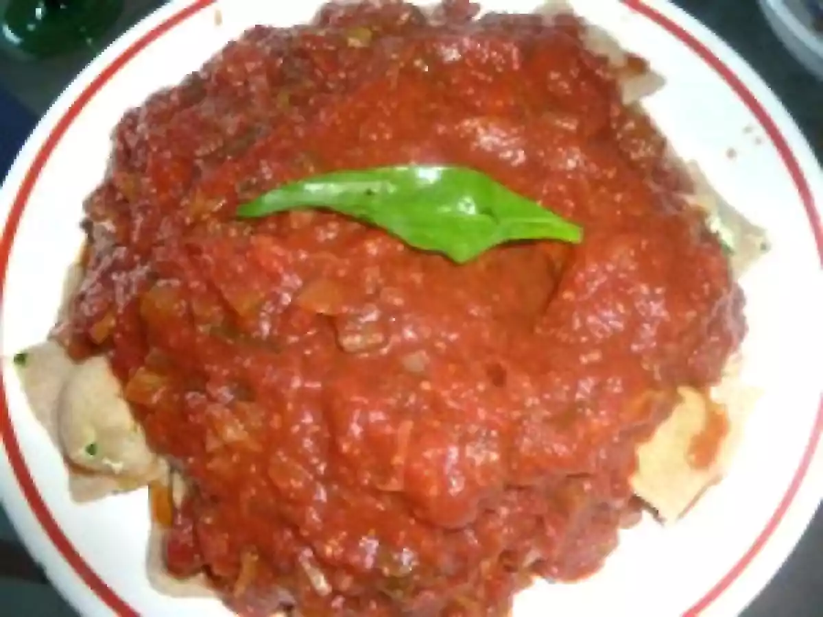 Ravioli maison farci à l'ail des ours et brousse de brebis