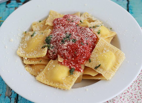 Recette Ravioli Raviolis ricotta : recette détaillée pas à pas