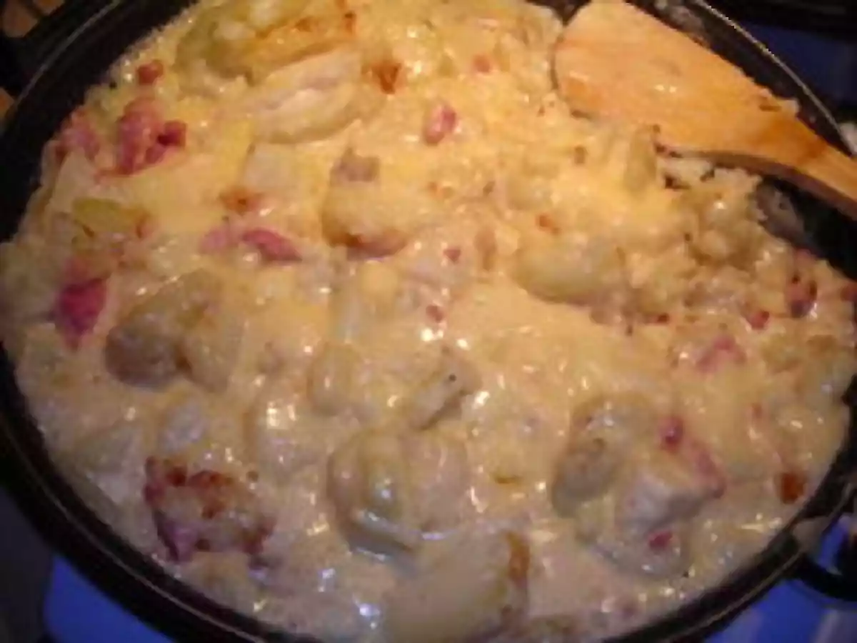 Reblochonne accompagnée de jambon et salade - photo 2