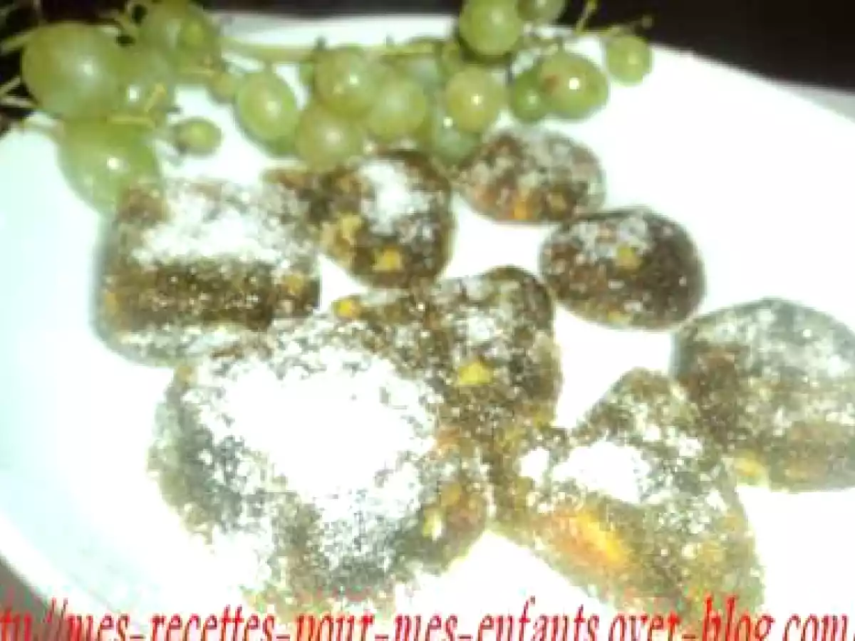 Recette de pâte de fruit au raisin vert et amande