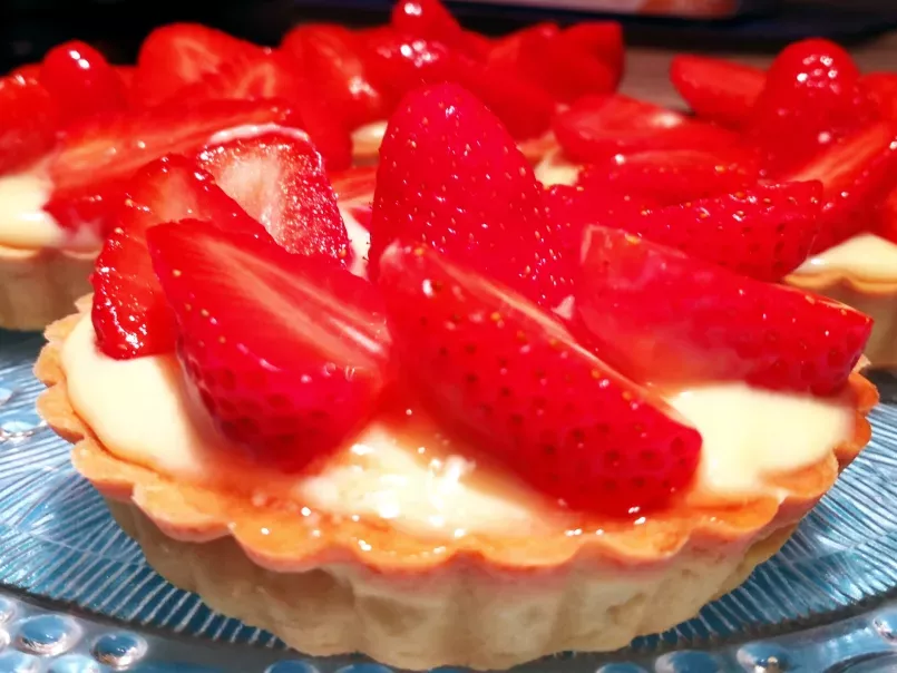 Recette tartelette sablée aux fraises et crème vanille, photo 1