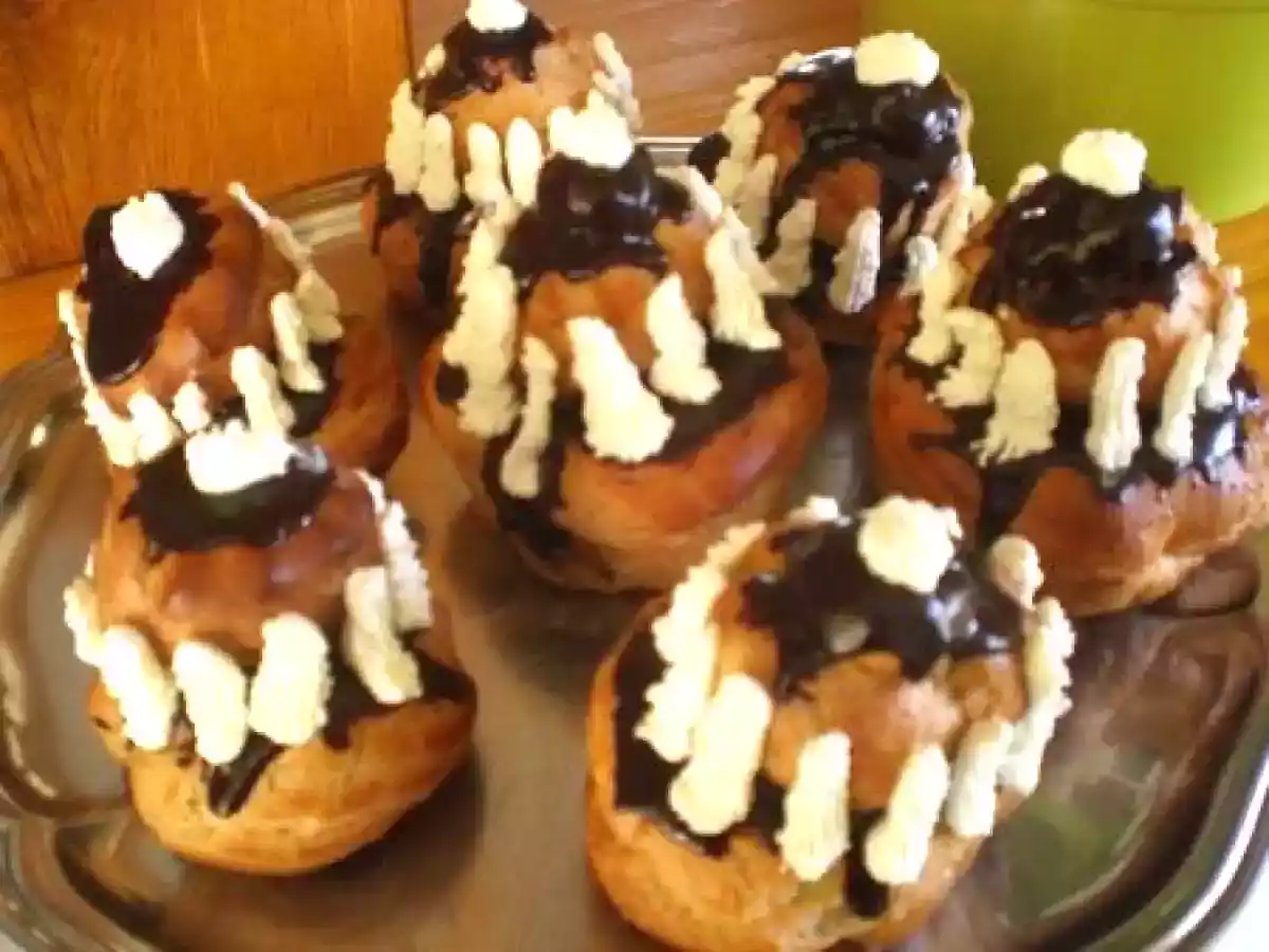 RELIGIEUSE AU CHOCOLAT