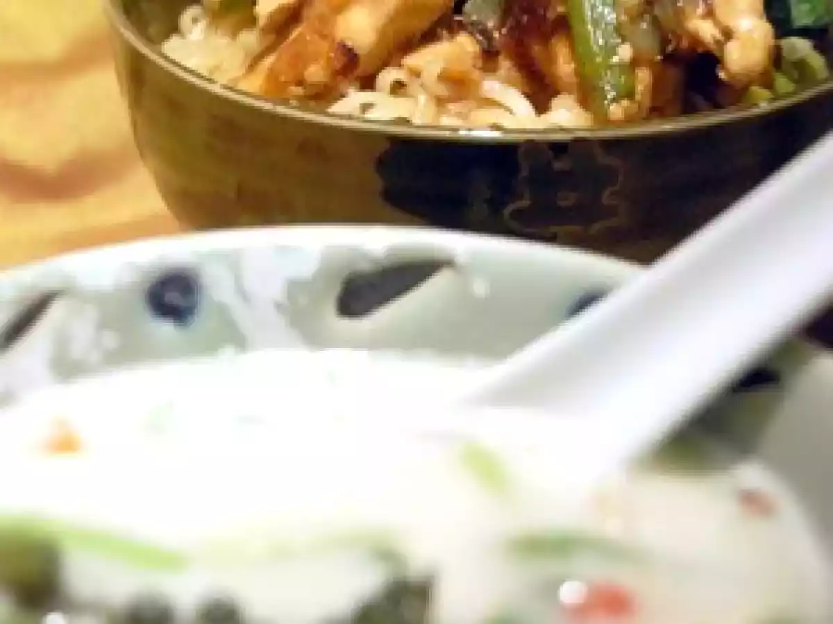 Repas Thaï part 2 - Poulet sauté pimenté, au basilic thaï et aux asperges vertes - photo 2