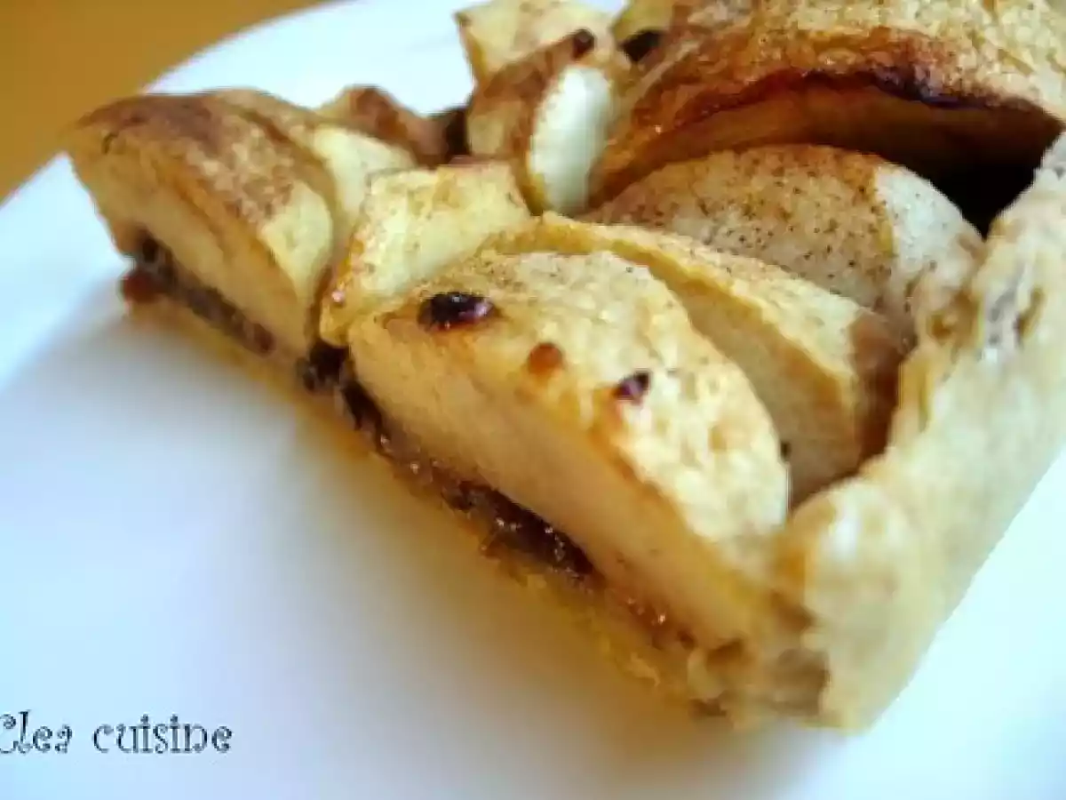 Retour aux bons vieux basiques : tarte pommes pruneaux