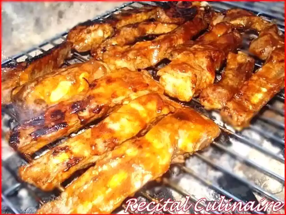 Ribs ou travers de porc américain au BBQ