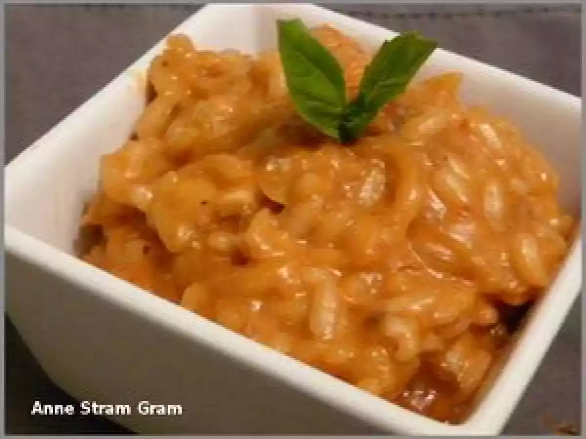 Risotto à la tomate et à la mozzarella