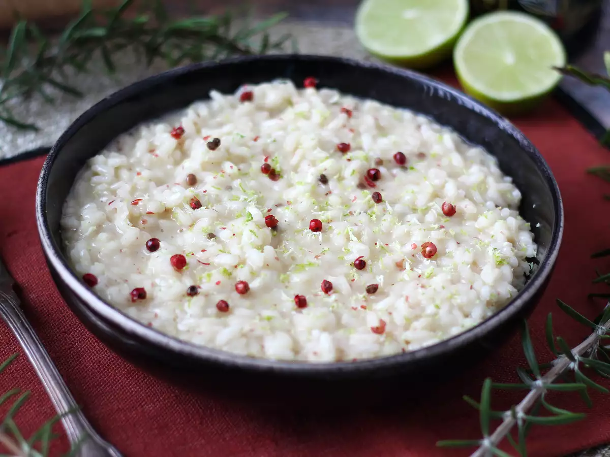 Risotto au citron vert et au poivre rose : une recette végétarienne raffinée - photo 4
