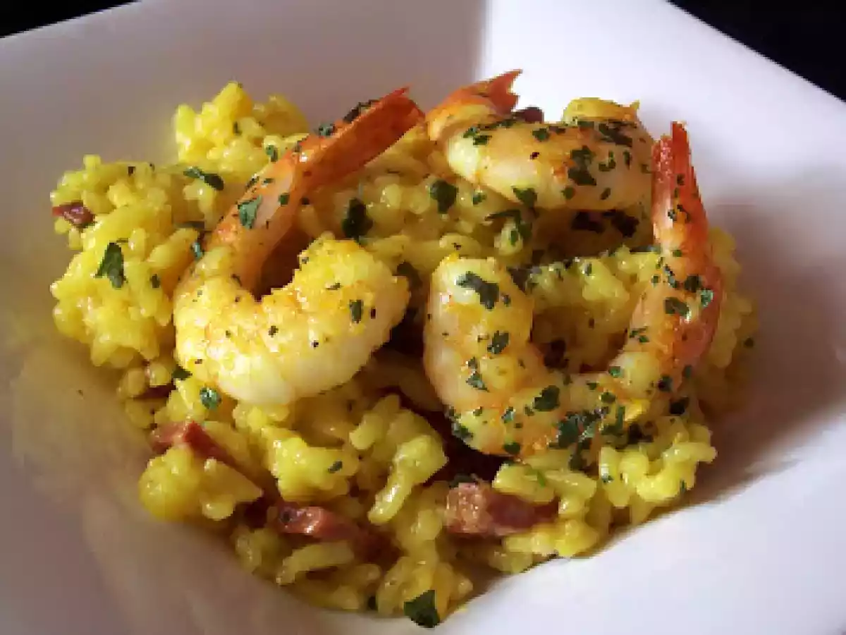 Risotto au lomo, crevettes et curcuma