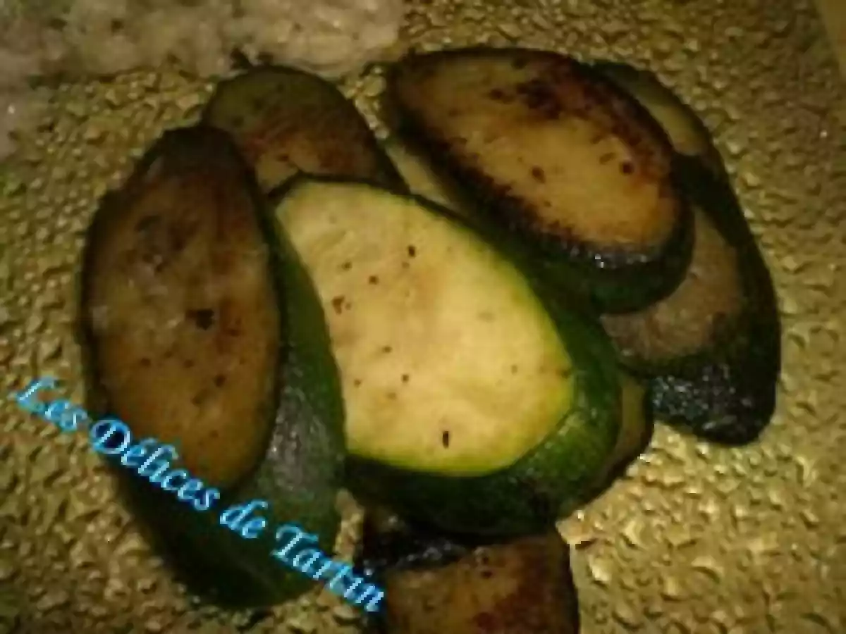 Risotto aux dés de poulet et petits pois, courgettes roties - photo 3