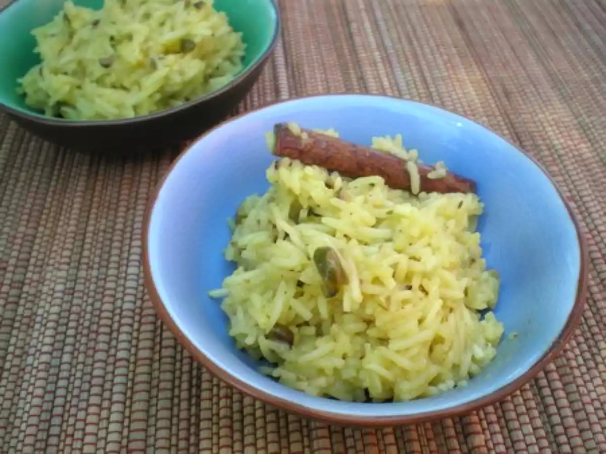 Riz à l'indienne aux pistaches