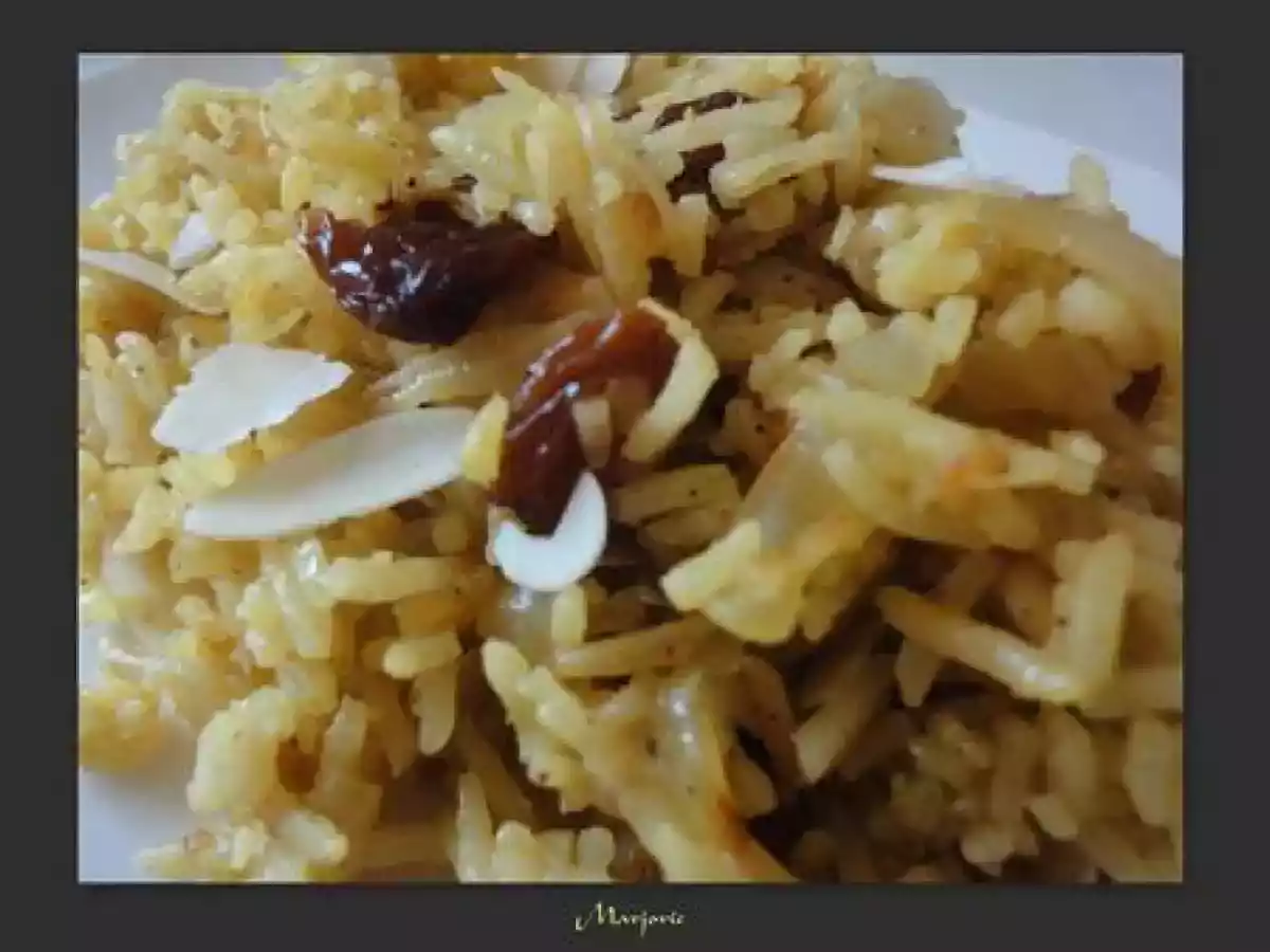 Riz à l'orientale: cannelle, curry, raisins, amandes - photo 2