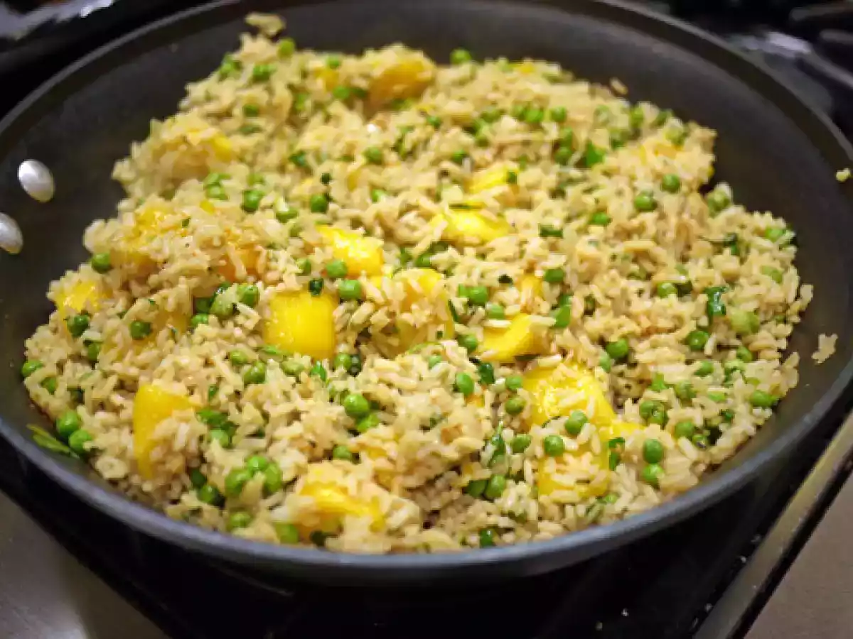 Riz à la mangue et aux petits pois