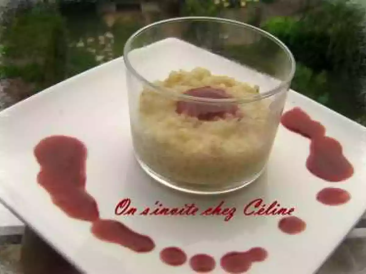 Riz au lait et son coulis de framboises