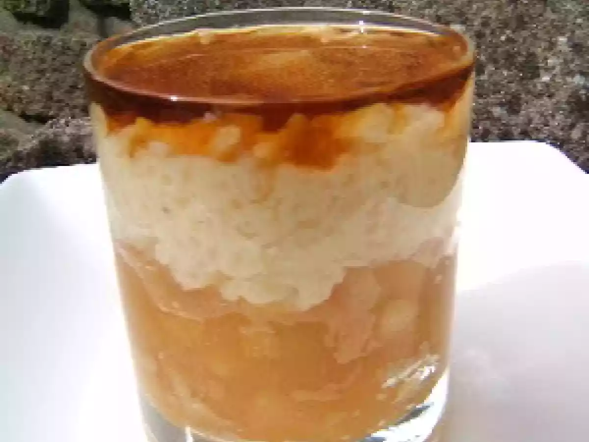 Riz au lait son fondant aux pommes caramélisées et son sirop d'érable