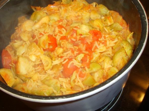 Riz aux Choux de Bruxelles, Tomates et Curry.