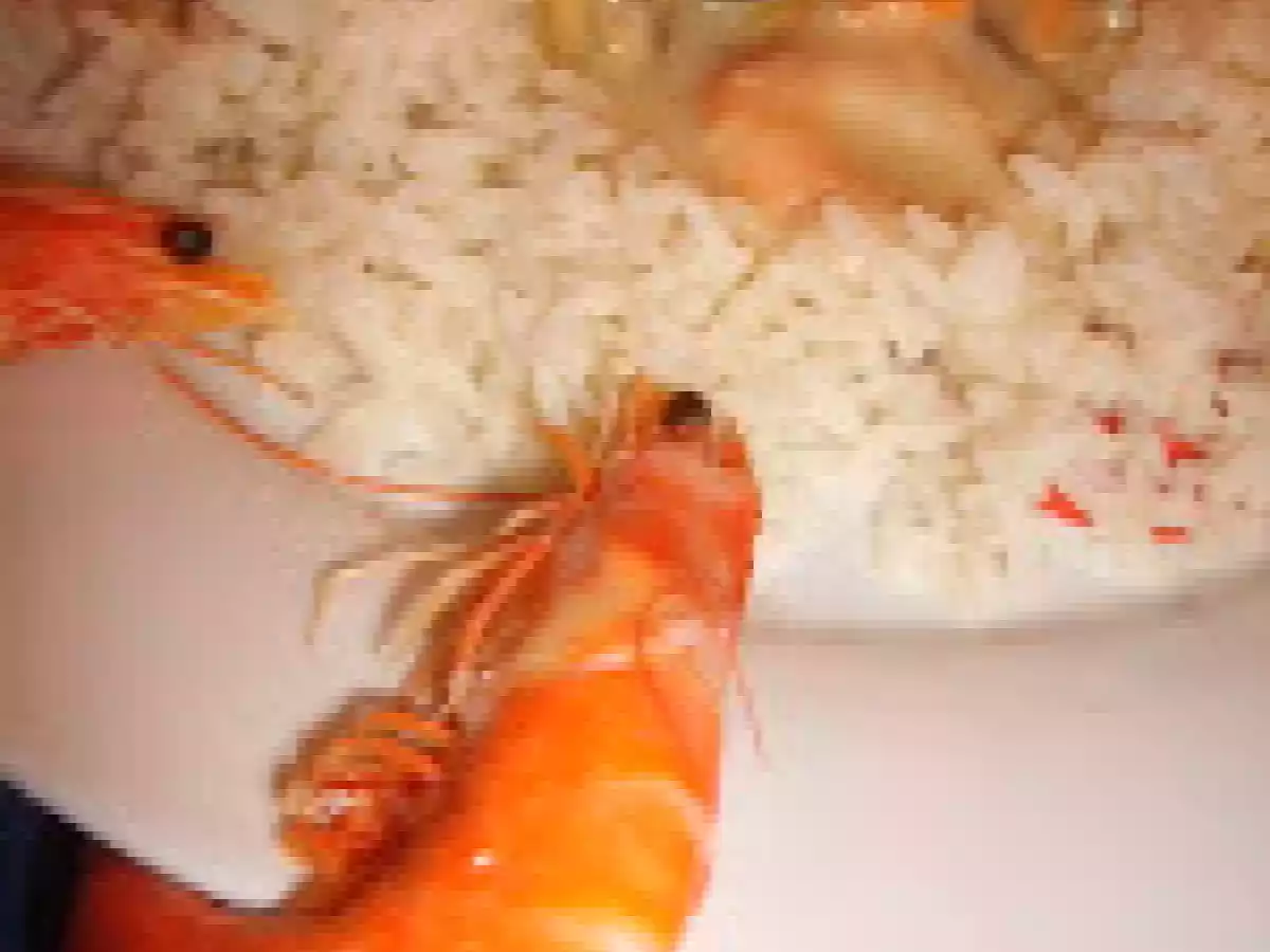 Riz et filet de poisson aux fruits de mer.