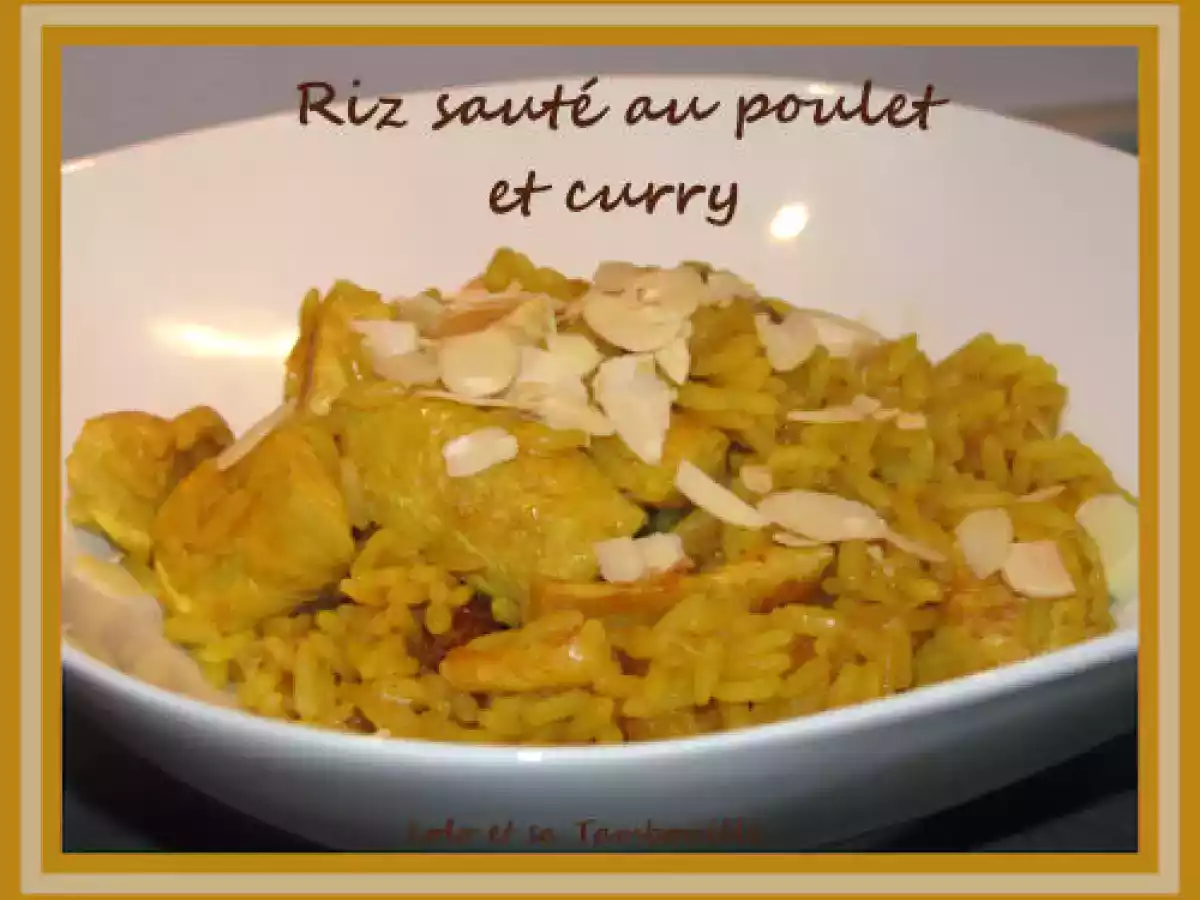 Riz sauté au poulet et au curry