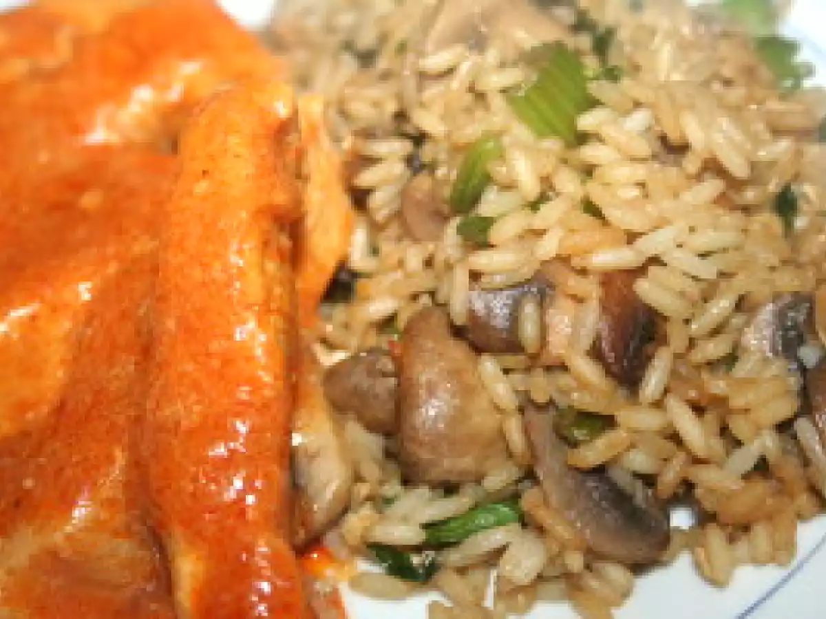 Riz sauté aux champignons et au céleri