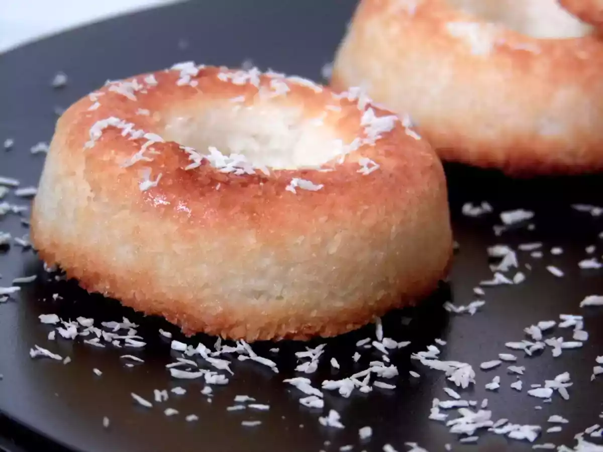 Rocher à la noix de coco moulé