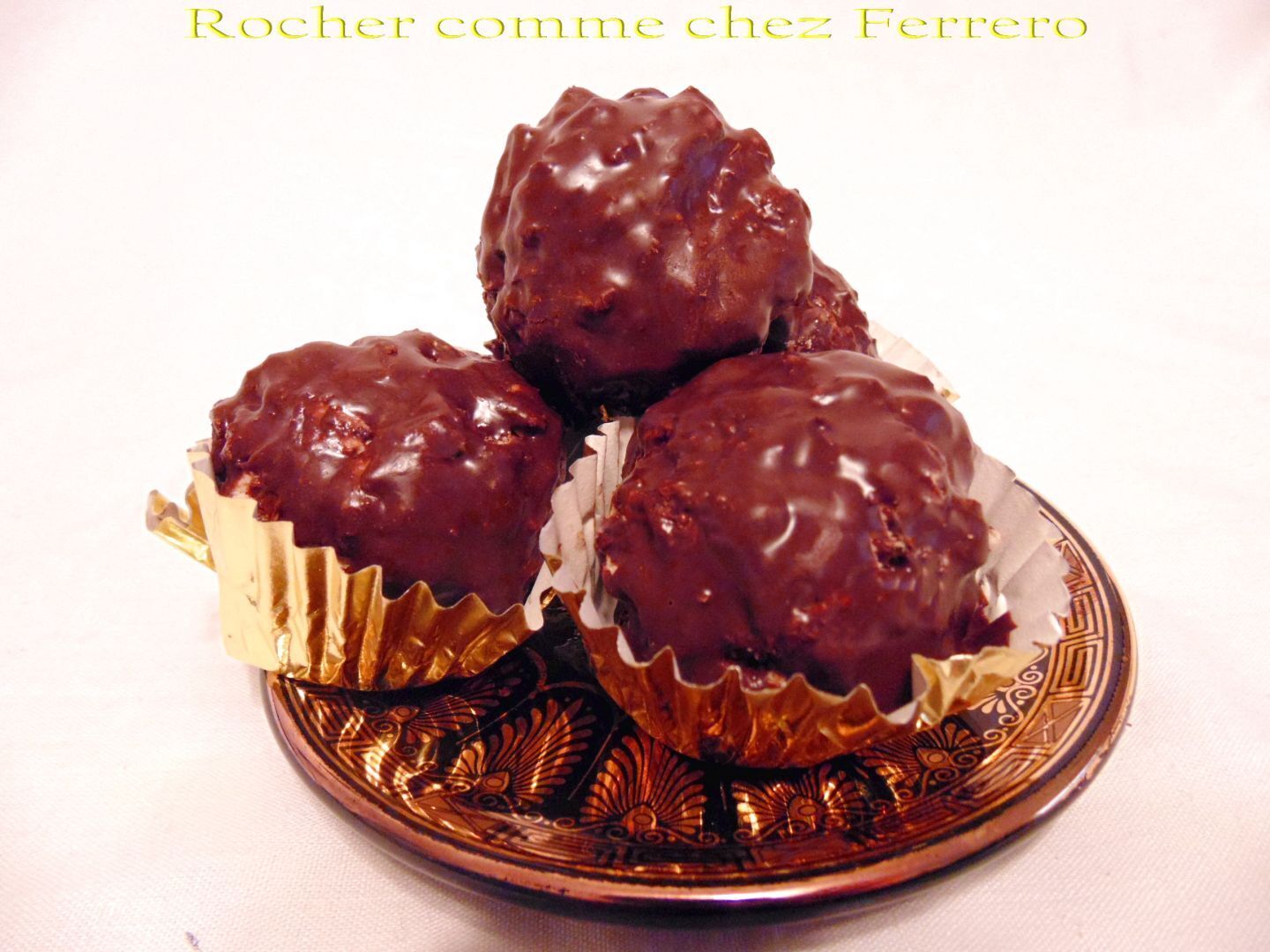 FERRERO ROCHER Grand rocher gaufrettes chocolat lait et noisettes