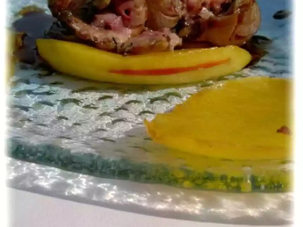 Rognons d'agneau grillés sur lit de mangues