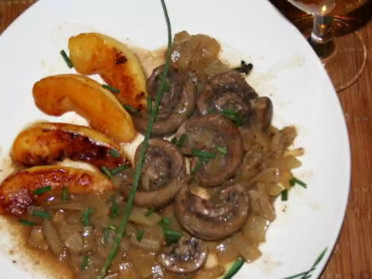 Rognons d'agneaux, compotée d'oignons au cidre et pommes