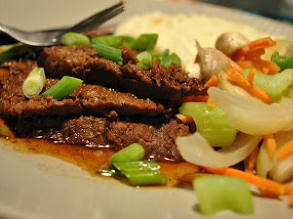 Roti De Boeuf Braise Au Gingembre Mijoteuse Recette Ptitchef