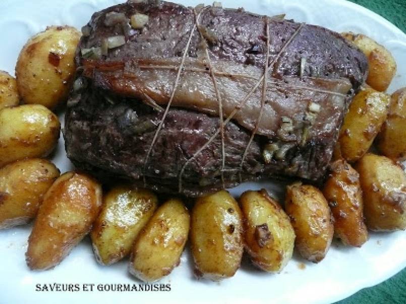 ROTI DE BOEUF, POMMES FONDANTES.