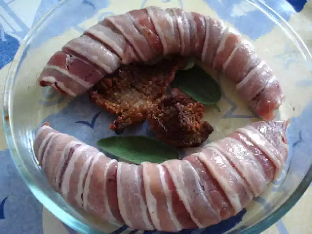 Rôti de magret en robe de lard et sa garniture - photo 3