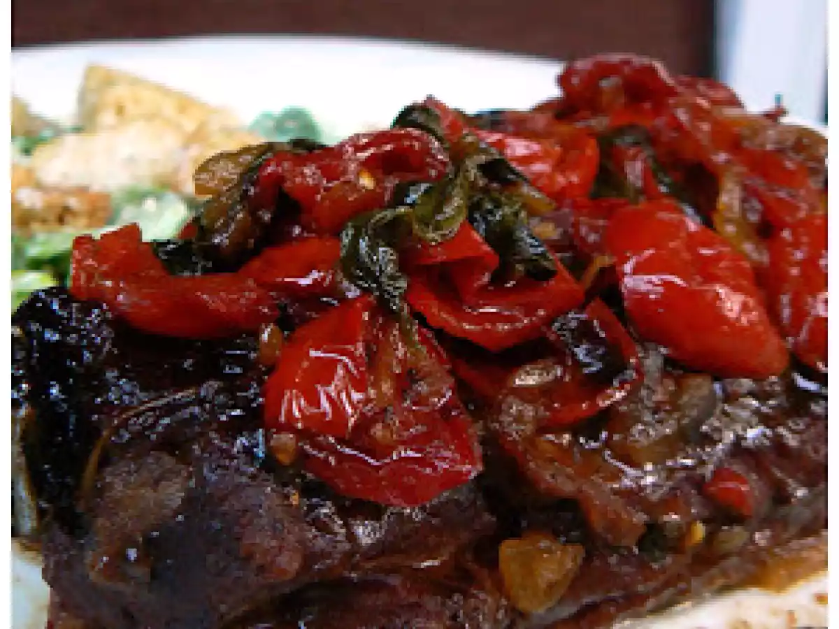 Rôti de palette à la bruschetta