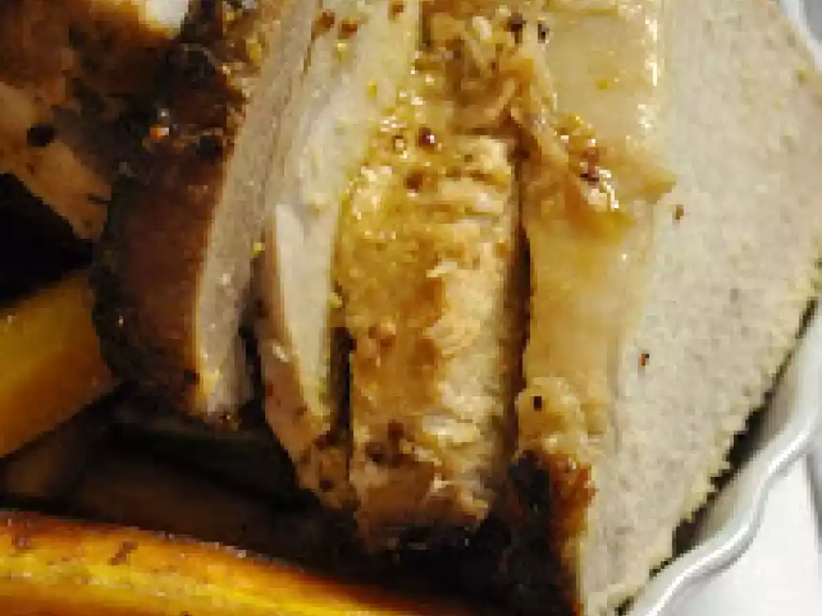 Rôti de porc aux miel, moutarde et vin blanc